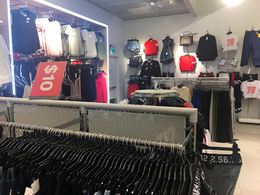 Clothing Store «H&M», reviews and photos, 11401 NW 12th St, Miami, FL 33172, USA