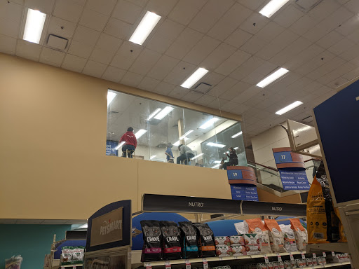 Pet Supply Store «PetSmart», reviews and photos, 12741 Towne Center Dr, Cerritos, CA 90703, USA