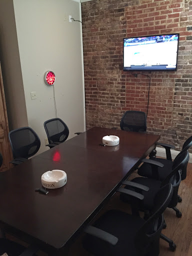 Cigar Shop «Spring Street Cigars», reviews and photos, 208 N Spring St, Tupelo, MS 38804, USA