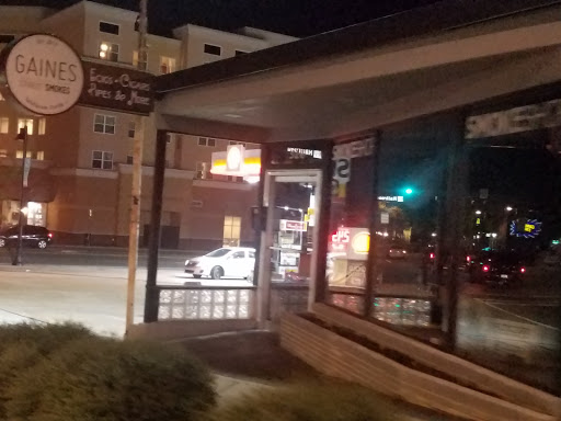 Tobacco Shop «Gaines Street Smokes», reviews and photos, 526 W Gaines St, Tallahassee, FL 32301, USA