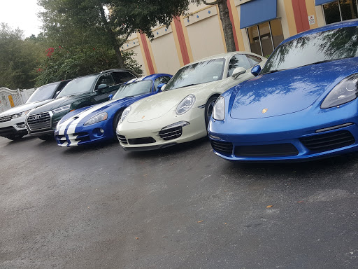 Auto Body Shop «Dayas Custom Auto», reviews and photos, 6650 Kingspointe Pkwy, Orlando, FL 32819, USA