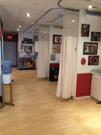 Tattoo Shop «Broadway Tattoo Lounge», reviews and photos, 259 Oak St, South Amboy, NJ 08879, USA
