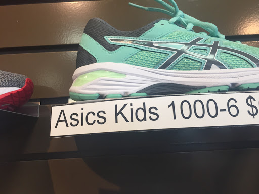 Shoe Store «Body N Sole Sports Inc», reviews and photos, 1317 N Dunlap Ave, Savoy, IL 61874, USA