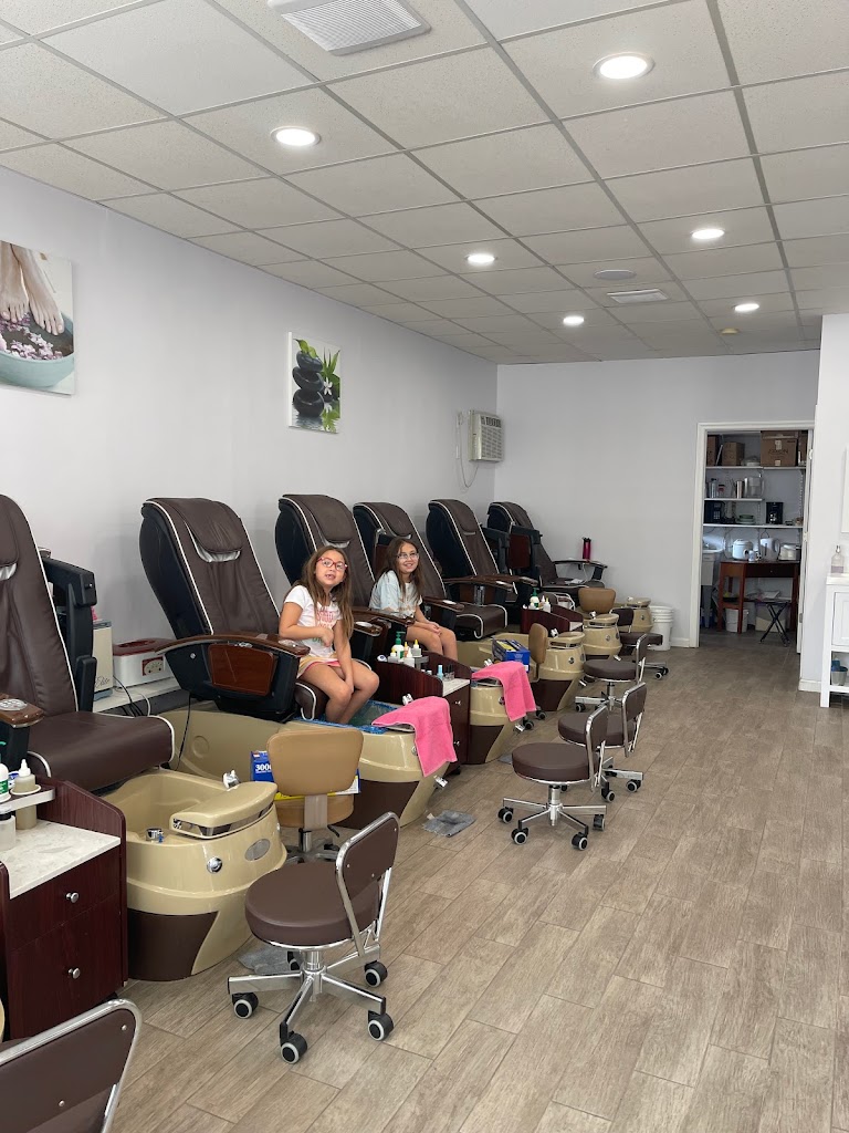 Greenwood family nails and spa 10925