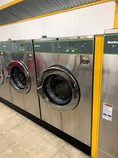 Laundromat «Pine Plaza Laundry», reviews and photos, 16312 Arrow Blvd, Fontana, CA 92335, USA