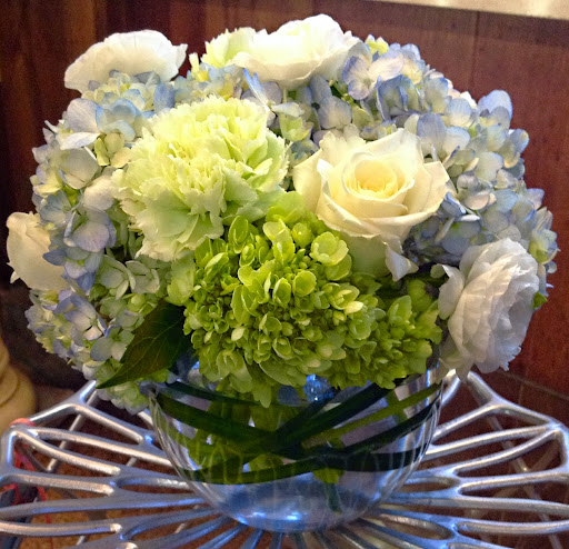 Florist «Guilford White House Florist», reviews and photos, 966 Boston Post Rd, Guilford, CT 06437, USA