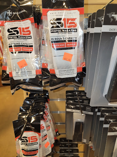 Gun Shop «Huron Valley Guns», reviews and photos, 143 S Milford Rd, Milford, MI 48381, USA