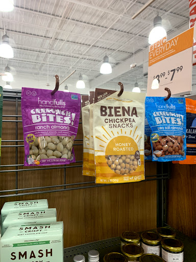 Outdoor Sports Store «Sierra Trading Post», reviews and photos, 215 N Maple Rd Unit 1F, Ann Arbor, MI 48103, USA