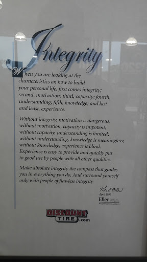 Tire Shop «Discount Tire», reviews and photos, 9099 Westheimer Rd, Houston, TX 77063, USA