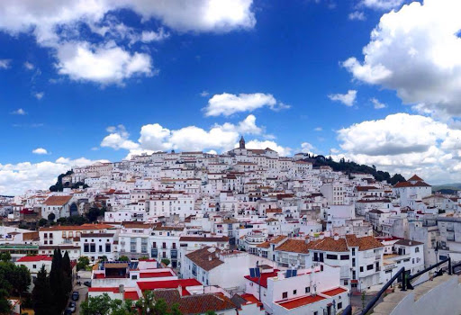 CLÍNICA DENTAL DR.BENJAMIN C. ZANIER GODOY en Alcalá de los Gazules, Cádiz
