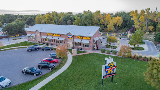 Breeze Thru Car Wash- Cheyenne - Pershing/Ridge en Cheyenne