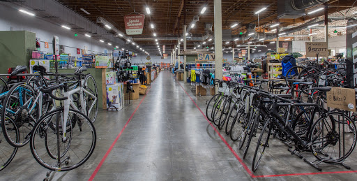 Sporting Goods Store «Sports Basement San Ramon», reviews and photos, 1041 Market Pl, San Ramon, CA 94583, USA