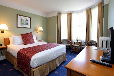 Photos of James Bay Inn Hotel, Suites & Cottages
