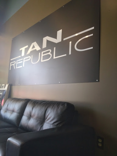 Tanning Salon «Tan Republic», reviews and photos, 1515 W Main St, Molalla, OR 97038, USA