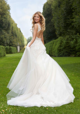 Bridal Shop «Here Comes the Bride», reviews and photos, 190 N Swift Rd, Addison, IL 60101, USA