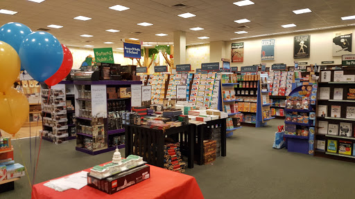 Book Store «Barnes & Noble», reviews and photos, 7157 Plaza Center Dr, West Jordan, UT 84084, USA