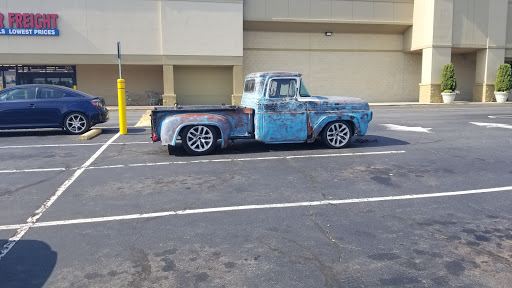 Hardware Store «Harbor Freight Tools», reviews and photos, 703 Dominion Square Shopping Center #100, Culpeper, VA 22701, USA