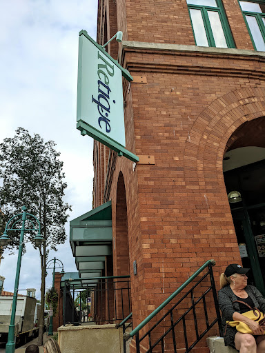 Thrift Store «Retique Store», reviews and photos, 190 N Broadway, Milwaukee, WI 53202, USA