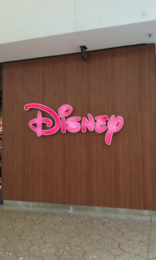 Toy Store «Disney Store», reviews and photos, 500 W Farms Mall, Farmington, CT 06032, USA