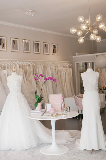 Clothing Alteration Service «Malindy Elene Bridal Boutique», reviews and photos, 2109 W Kennedy Blvd, Tampa, FL 33606, USA