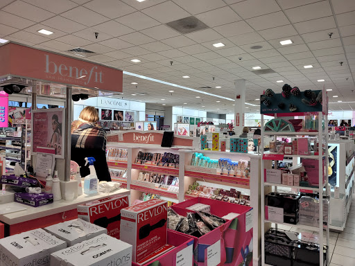 Hair Salon «Ulta Beauty», reviews and photos, 9270 Joliet Rd, Hodgkins, IL 60525, USA