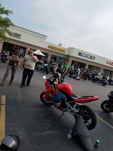 Motorcycle Parts Store «Cycle Gear», reviews and photos, 695 E Golf Rd, Schaumburg, IL 60173, USA
