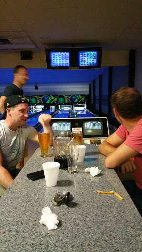 Bowling Alley «Apollo Bowling Center», reviews and photos, 29410 Gratiot Ave, Roseville, MI 48066, USA