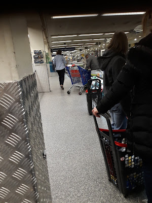 Centre commercial Carrefour Stains à Stains