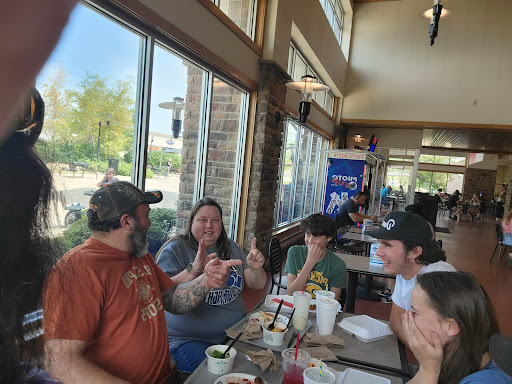 Shopping Mall «Pleasant Prairie Premium Outlets», reviews and photos, 11211 120th Ave, Pleasant Prairie, WI 53158, USA