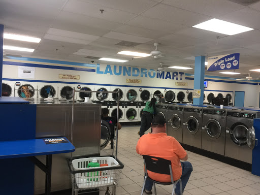 Laundromart