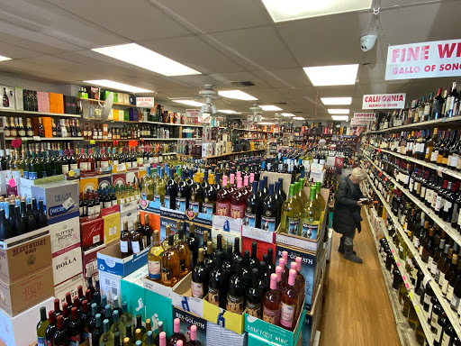 Liquor Store «Jerusalem Plaza Liquor», reviews and photos, 438 Jerusalem Ave, Hicksville, NY 11801, USA