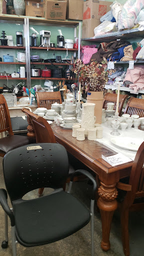 Thrift Store «Bnai Tzedukah Thrift Store», reviews and photos, 203 Sheridan Blvd, Inwood, NY 11096, USA