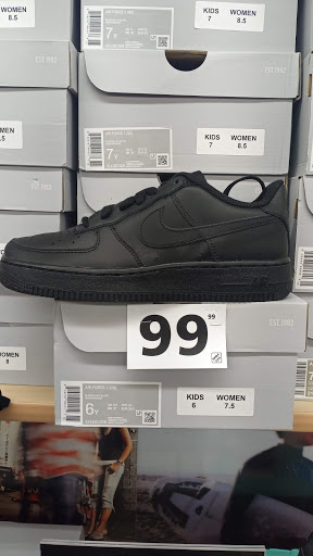 Shoe Store «Shoe City - Orange», reviews and photos, 969 N Tustin St, Orange, CA 92867, USA