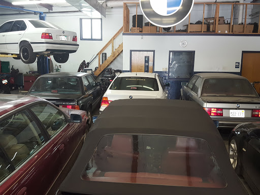 Auto Repair Shop «Bavarian Automotive Inc, BMW & MINI COOPER Specialists», reviews and photos, 1630 E 2nd St N, Wichita, KS 67214, USA