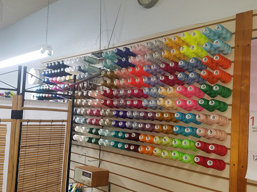 Shopping Mall «Laurelwood Shopping Center», reviews and photos, 1206 W Hillsdale Blvd, San Mateo, CA 94403, USA