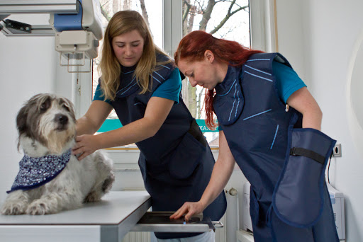 Veterinary practice at St. Michael unter Dormagen, 