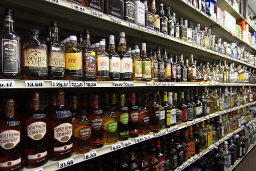 Liquor Store «Taylor Party Store», reviews and photos, 9018 Telegraph Rd, Taylor, MI 48180, USA