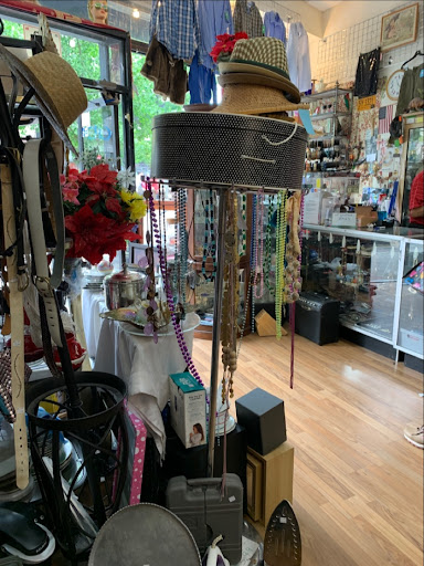 Thrift Store «Sunnyside Thrift Shop», reviews and photos, 45-12 Greenpoint Ave, Sunnyside, NY 11104, USA