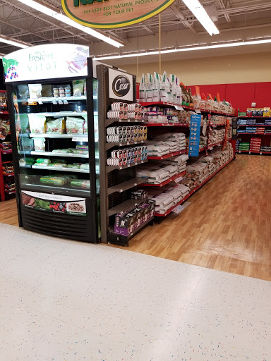 Pet Supply Store «Petco Animal Supplies», reviews and photos, 1524 Old Country Rd, Riverhead, NY 11901, USA