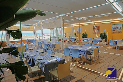 Cervecería Restaurante La Brisa - Paseo Marítimo de la costilla, zona virgen del mar s/n, 11520 Rota, Cádiz, Spain