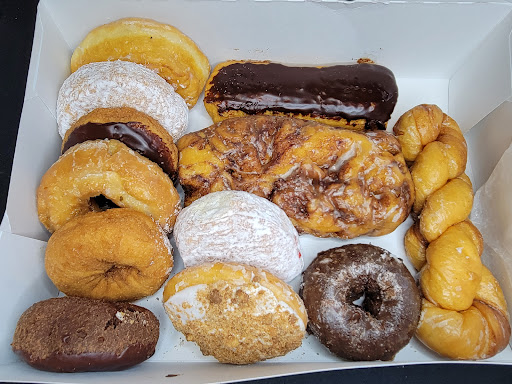 Donut Shop «Mister Donut», reviews and photos, 2720 Grovelin St # A, Godfrey, IL 62035, USA