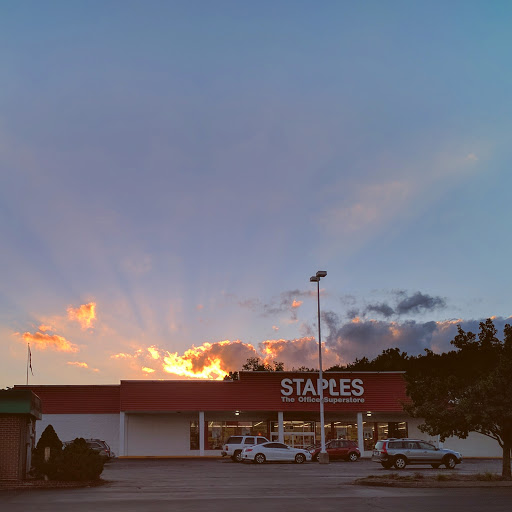 Office Supply Store «Staples», reviews and photos, 900 Washington St, Middletown, CT 06457, USA