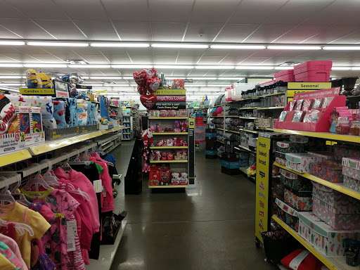 Discount Store «Dollar General», reviews and photos, 2100 Brodhead Rd, Aliquippa, PA 15001, USA