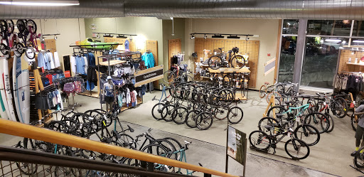 Camping Store «REI», reviews and photos, 22 Chapel View Blvd, Cranston, RI 02920, USA