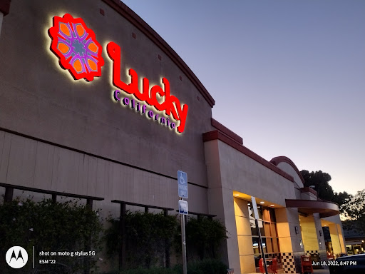 Supermarket «Lucky», reviews and photos, 200 Country Club Gate Center, Pacific Grove, CA 93950, USA
