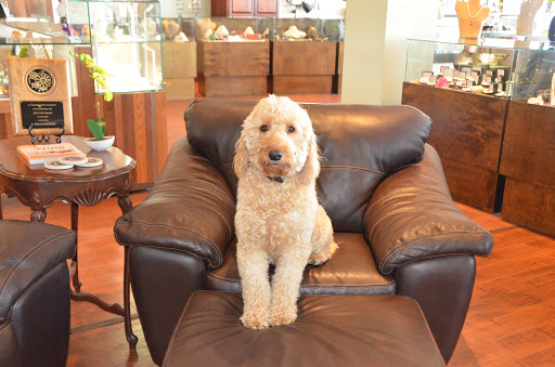 Jeweler «K Hollis Jewelers», reviews and photos, 147 S Randall Rd, Batavia, IL 60510, USA