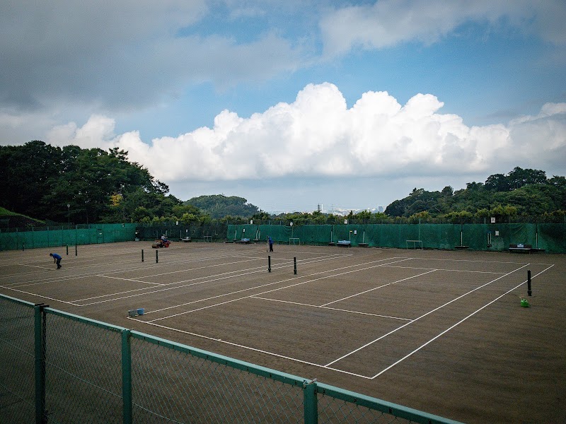 笛田公園テニスコート