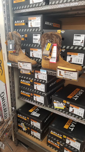 Home Improvement Store «Tractor Supply Co.», reviews and photos, 2100 W Service Rd, West Memphis, AR 72301, USA