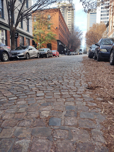 Book Store «Fountain Bookstore Inc», reviews and photos, 1312 E Cary St, Richmond, VA 23219, USA