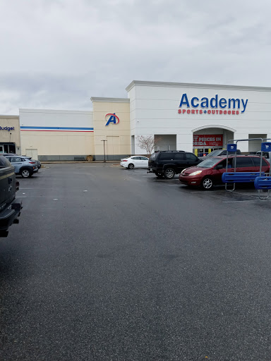 Sporting Goods Store «Academy Sports + Outdoors», reviews and photos, 7171 N Davis Hwy, Pensacola, FL 32504, USA